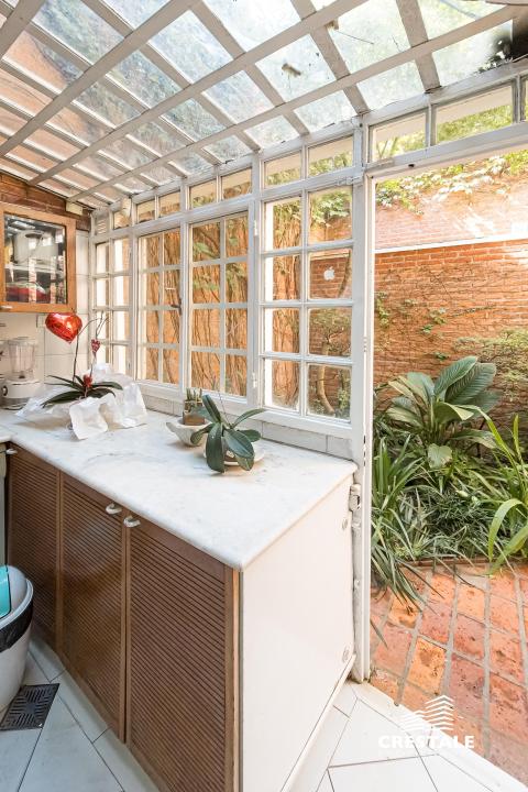 Casa 3 dormitorios en venta Alvear Y Montevideo, Rosario. CLA6674189 Crestale Propiedades