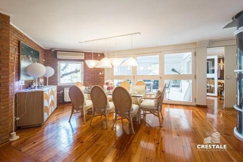 Casa 3 dormitorios en venta Alvear Y Montevideo, Rosario. CLA6674189 Crestale Propiedades