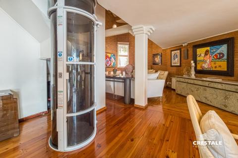 Casa 3 dormitorios en venta Alvear Y Montevideo, Rosario. CLA6674189 Crestale Propiedades