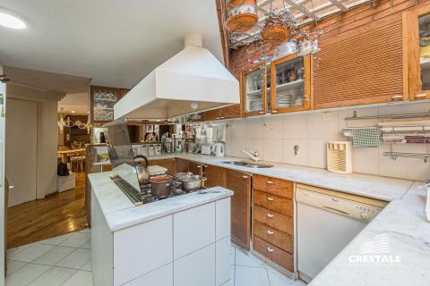 Casa 3 dormitorios en venta Alvear Y Montevideo, Rosario. CLA6674189 Crestale Propiedades