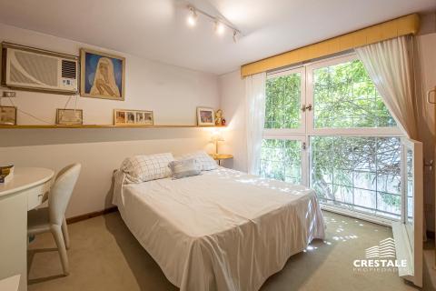 Casa 3 dormitorios en venta Alvear Y Montevideo, Rosario. CLA6674189 Crestale Propiedades