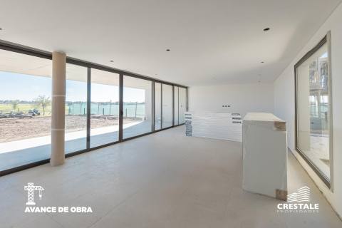 Casa 4 dormitorios en venta Vida Club De Campo, Funes. CHO6772850 Crestale Propiedades