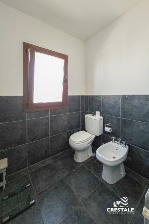 Casa 4 dormitorios en venta Aldea Country Golf Rosario, Rosario. CHO6819957 Crestale Propiedades