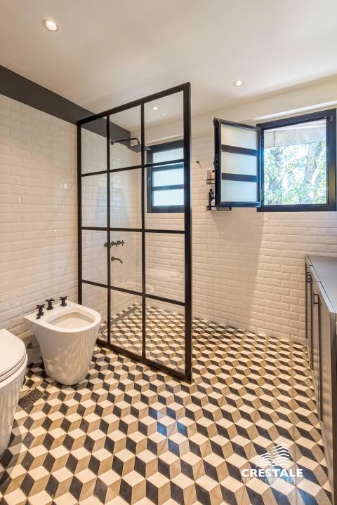 Casa 4 dormitorios en venta Iriarte 3800 - La Florida, Rosario. CHO6862265 Crestale Propiedades