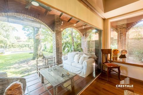 Casa 4 dormitorios en venta Iriarte 3800 - La Florida, Rosario. CHO6862265 Crestale Propiedades