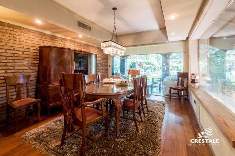 Casa 4 dormitorios en venta Iriarte 3800 - La Florida, Rosario. CHO6862265 Crestale Propiedades