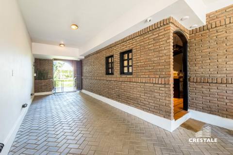 Casa 4 dormitorios en venta Iriarte 3800 - La Florida, Rosario. CHO6862265 Crestale Propiedades