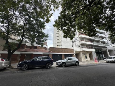 Terreno en venta Montevideo Y Callao, Rosario. CHO6871381 Crestale Propiedades