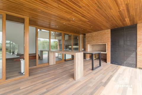 Casa 3 dormitorios en venta Vida, Funes. CHO6872147 Crestale Propiedades