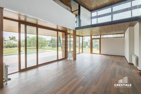 Casa 3 dormitorios en venta Vida, Funes. CHO6872147 Crestale Propiedades