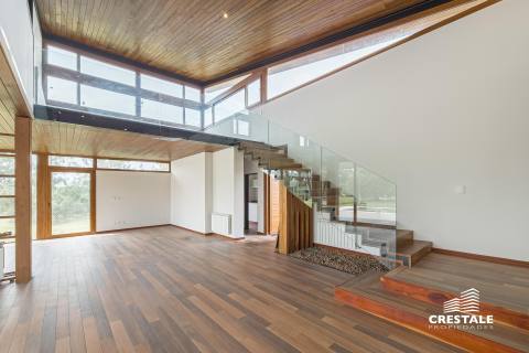 Casa 3 dormitorios en venta Vida, Funes. CHO6872147 Crestale Propiedades