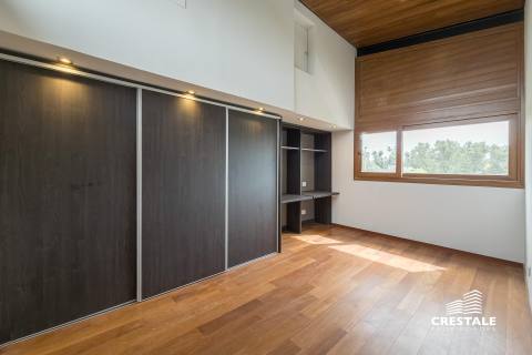 Casa 3 dormitorios en venta Vida, Funes. CHO6872147 Crestale Propiedades