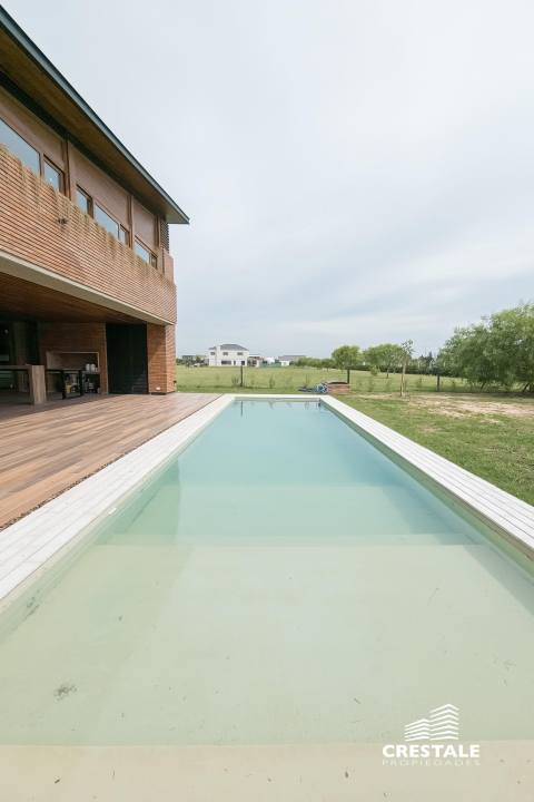 Casa 3 dormitorios en venta Vida, Funes. CHO6872147 Crestale Propiedades
