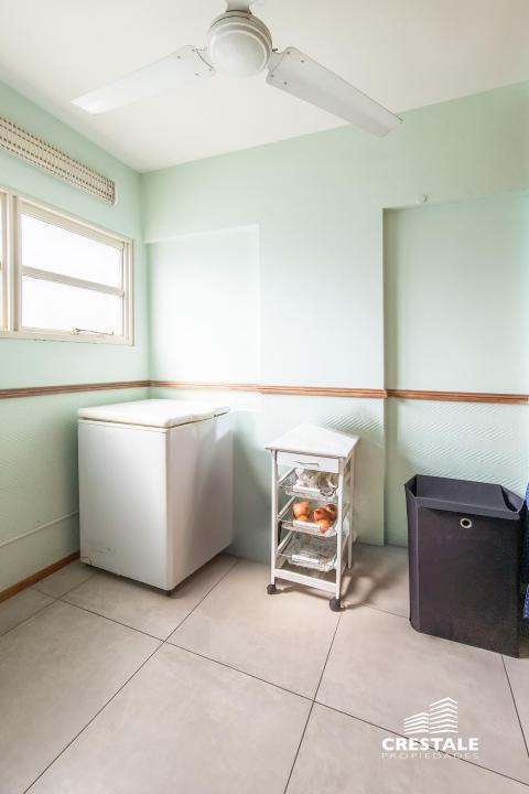 Departamento 4 dormitorios en venta Av Pellegrini Y Laprida , Rosario. CAP6899391 Crestale Propiedades