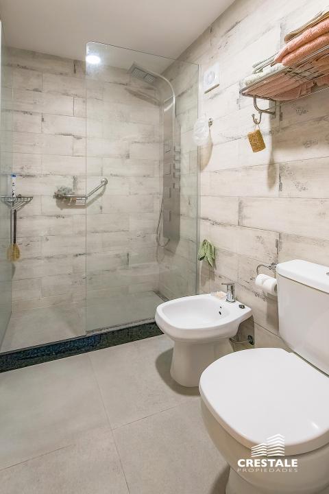 Departamento 4 dormitorios en venta Av Pellegrini Y Laprida , Rosario. CAP6899391 Crestale Propiedades