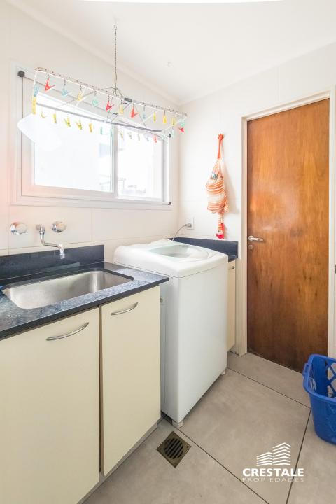 Departamento 4 dormitorios en venta Av Pellegrini Y Laprida , Rosario. CAP6899391 Crestale Propiedades
