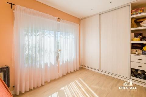 Casa 2 dormitorios en venta El Molino - Calle Pampero, Roldán. CHO6921015 Crestale Propiedades