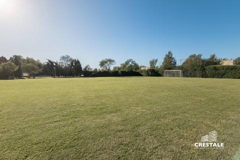 Casa 2 dormitorios en venta Los Álamos Club De Campo, Ibarlucea. CHO6921109 Crestale Propiedades