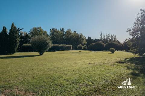 Casa 2 dormitorios en venta Los Álamos Club De Campo, Ibarlucea. CHO6921109 Crestale Propiedades