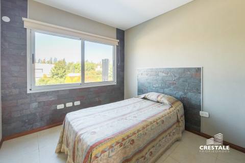 Casa 3 dormitorios en venta Aguadas, Funes. CHO6922005 Crestale Propiedades