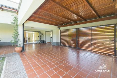 Casa 3 dormitorios en venta Aguadas, Funes. CHO6922005 Crestale Propiedades
