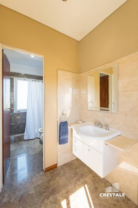 Casa 3 dormitorios en venta Aguadas, Funes. CHO6922005 Crestale Propiedades