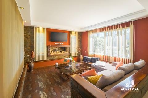 Casa 3 dormitorios en venta Aguadas, Funes. CHO6922005 Crestale Propiedades