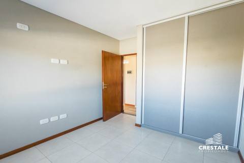 Casa 3 dormitorios en venta Aguadas, Funes. CHO6922005 Crestale Propiedades