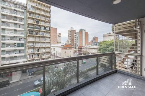 Departamento 4 dormitorios en venta Av. Pellegrini Y Maipú, Rosario. CAP6930670 Crestale Propiedades