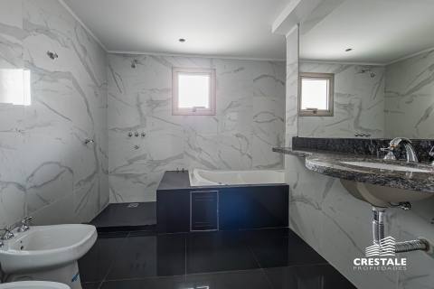 Departamento 4 dormitorios en venta Av. Pellegrini Y Maipú, Rosario. CAP6930670 Crestale Propiedades