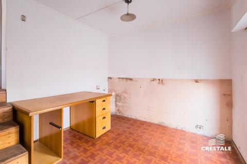 Departamento de pasillo 4 dormitorios en venta Entre Ríos 1500, Rosario. CPH6963224 Crestale Propiedades