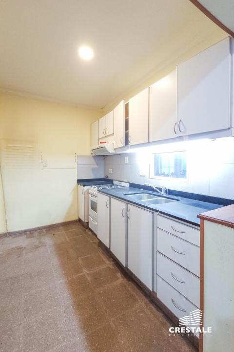 Departamento de pasillo 4 dormitorios en venta Entre Ríos 1500, Rosario. CPH6963224 Crestale Propiedades