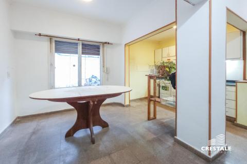 Departamento de pasillo 4 dormitorios en venta Entre Ríos 1500, Rosario. CPH6963224 Crestale Propiedades
