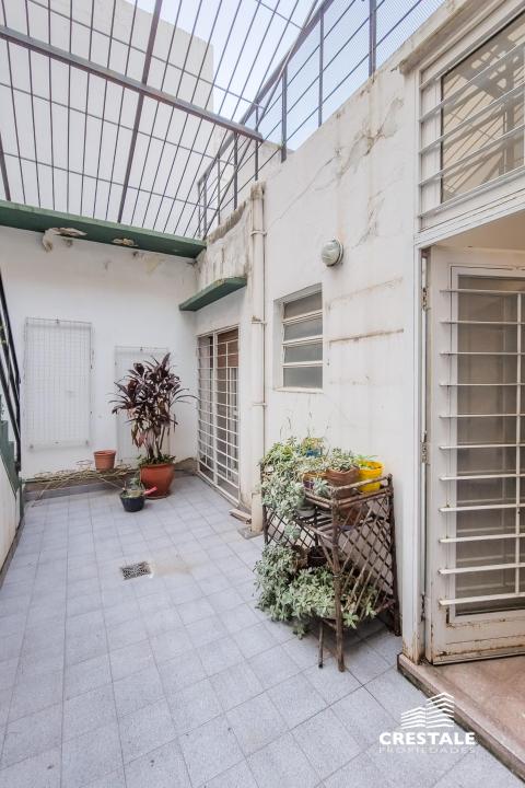 Departamento de pasillo 4 dormitorios en venta Entre Ríos 1500, Rosario. CPH6963224 Crestale Propiedades