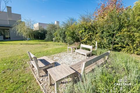 Casa 4 dormitorios en venta San Sebastián, Funes. CHO6993647 Crestale Propiedades