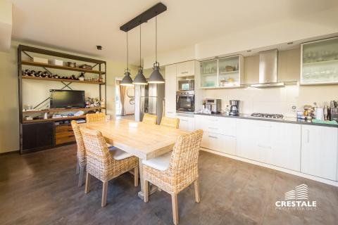 Casa 4 dormitorios en venta San Sebastián, Funes. CHO6993647 Crestale Propiedades