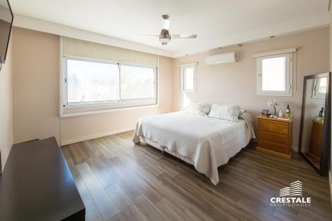 Casa 4 dormitorios en venta San Sebastián, Funes. CHO6993647 Crestale Propiedades