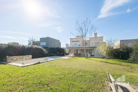 Casa 4 dormitorios en venta San Sebastián, Funes. CHO6993647 Crestale Propiedades