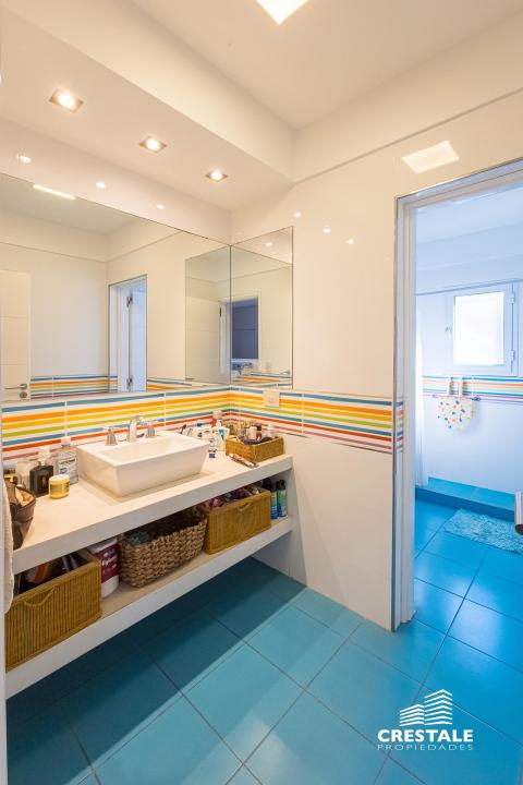 Casa 4 dormitorios en venta San Sebastián, Funes. CHO6993647 Crestale Propiedades