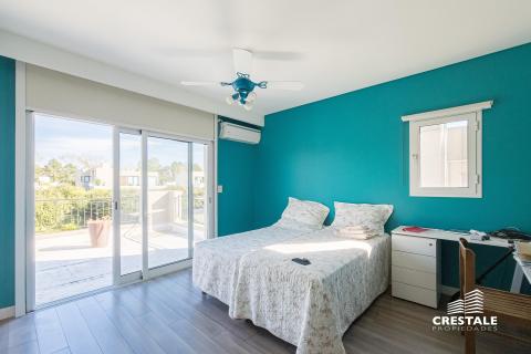 Casa 4 dormitorios en venta San Sebastián, Funes. CHO6993647 Crestale Propiedades