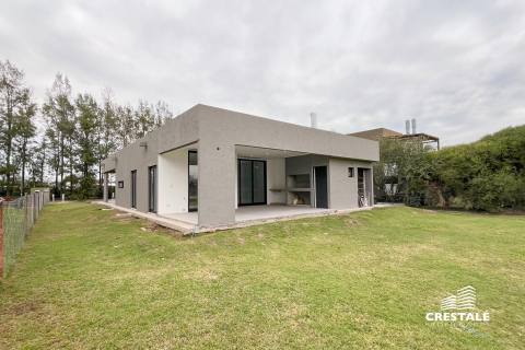 Casa 3 dormitorios en venta Puerto Roldán, Roldan. CHO7005240 Crestale Propiedades