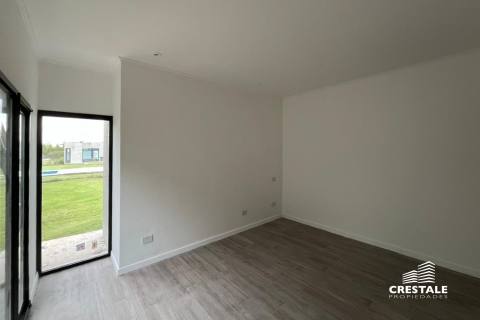Casa 3 dormitorios en venta Puerto Roldán, Roldan. CHO7005240 Crestale Propiedades