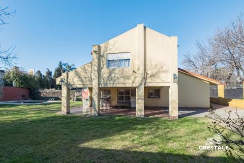 Casa 4 dormitorios en venta Fisherton - Venezuela 700 Bis, Rosario. CHO7015224 Crestale Propiedades