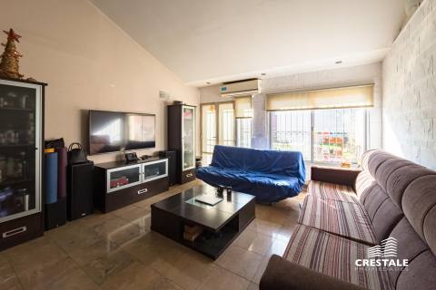 Casa 4 dormitorios en venta Fisherton - Venezuela 700 Bis, Rosario. CHO7015224 Crestale Propiedades