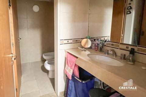 Casa 4 dormitorios en venta Fisherton - Venezuela 700 Bis, Rosario. CHO7015224 Crestale Propiedades