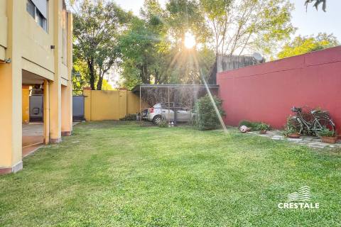 Casa 4 dormitorios en venta Fisherton - Venezuela 700 Bis, Rosario. CHO7015224 Crestale Propiedades