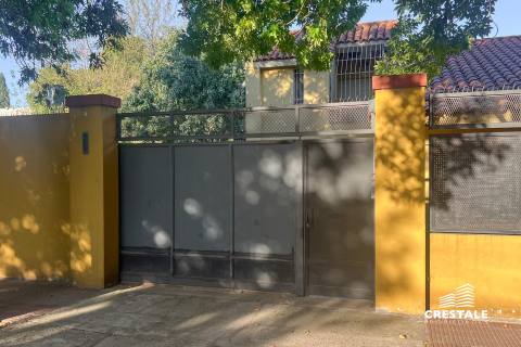 Casa 4 dormitorios en venta Fisherton - Venezuela 700 Bis, Rosario. CHO7015224 Crestale Propiedades