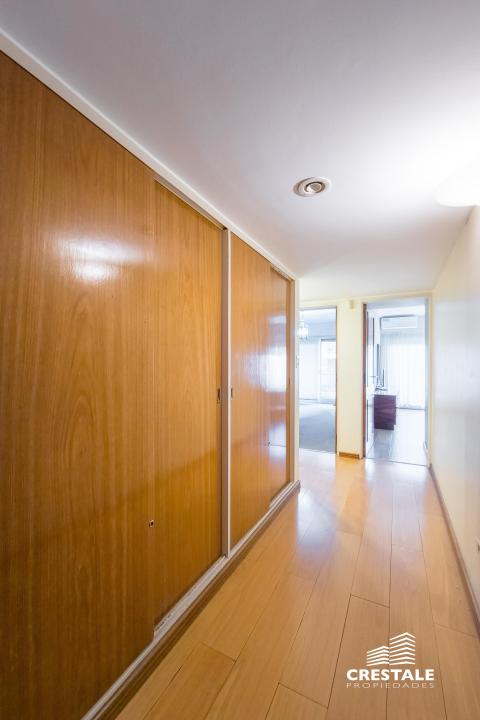 Departamento 4 dormitorios en venta Rioja Y Moreno, Rosario. CAP7048767 Crestale Propiedades