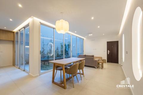 Casa 3 dormitorios en venta Balcarce Y Zeballos, Rosario. CHO7056242 Crestale Propiedades
