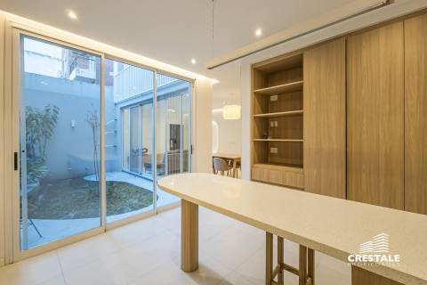 Departamento de pasillo 3 dormitorios en venta Balcarce Y Zeballos, Rosario. CHO7056368 Crestale Propiedades